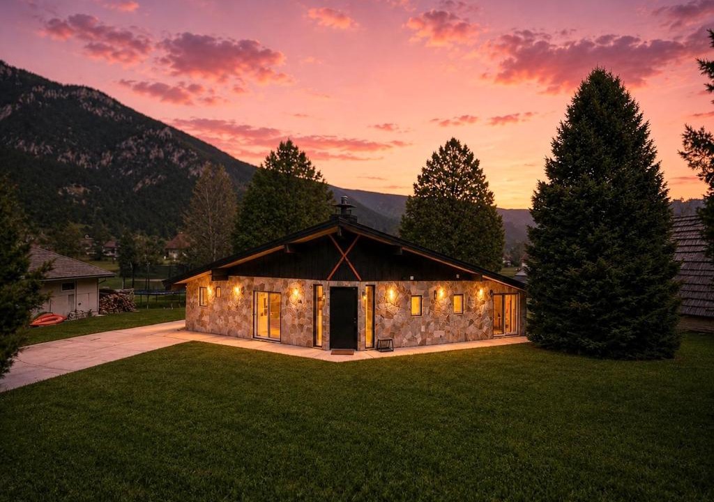 Big Sky Meadow Village House | Luxury Big Sky Golf Course Retreat with Hot Tub