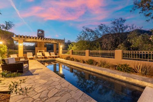 Carefree House | Luxury Estate with Pool Sport Court & Mtn Views