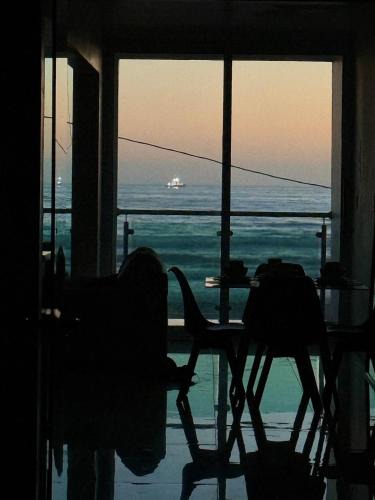 Miramar Villa | Luxury front Beach villa sleeps 10 playa Rosarito BC walking Distance Papas n Beers