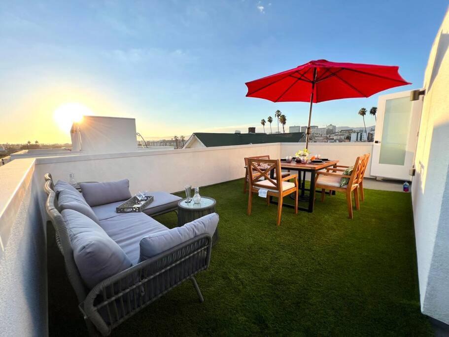 Pico-Union Apartment | Luxury K-Town Dwelling with private rooftop deck.