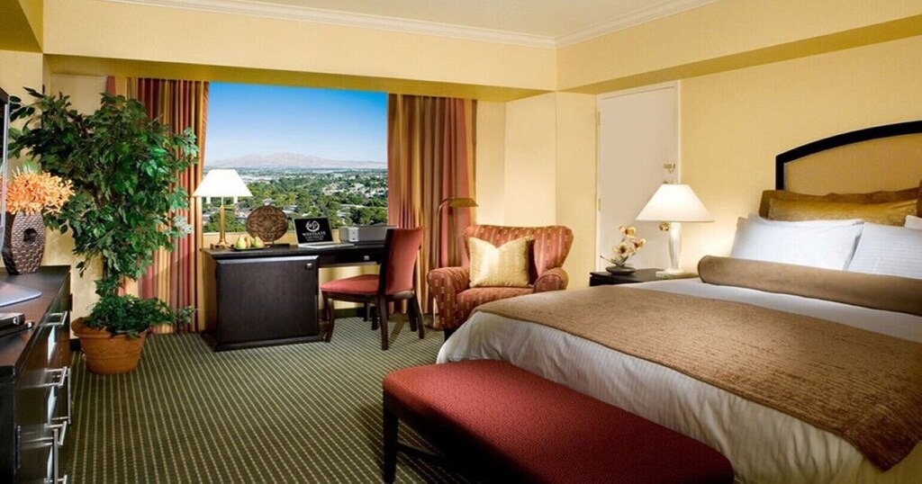 Las Vegas House | Luxury Resort & Casino