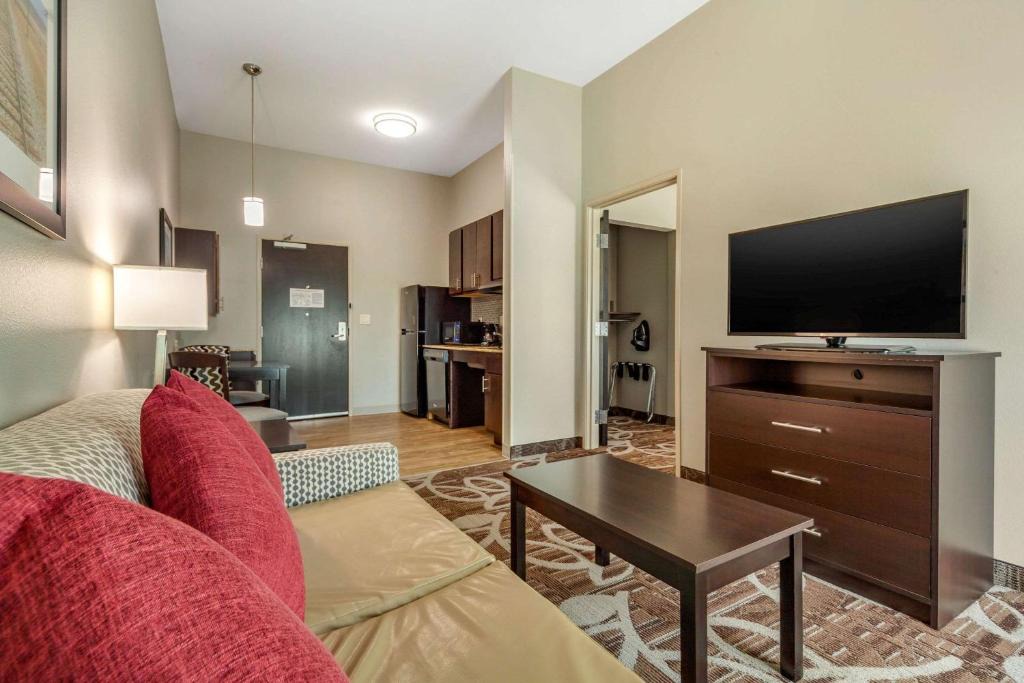 Lincoln Hotel | MainStay Suites Lincoln University Area