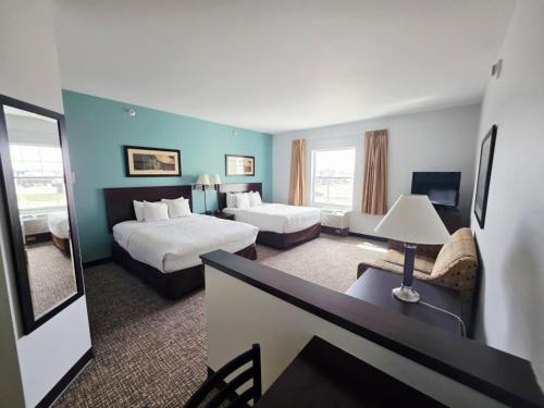 Minot Hotel | MainStay Suites Minot