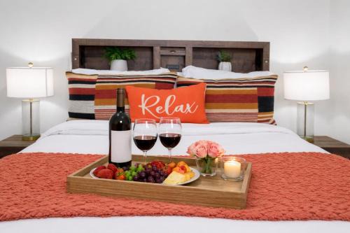 Rosedale Apartment | Modern 1BR Suite w AC Sleeps 3, NW Bakersfield