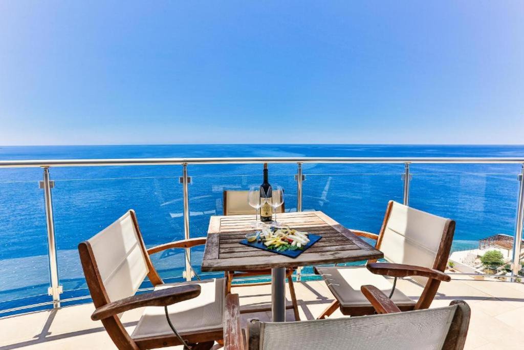 Bar Apartment | Modern apartment with sea view in Dobra Voda, 95 m², Pool