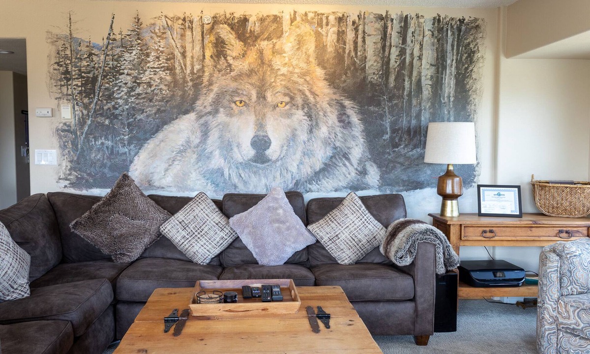 Frisco Condo | Modern Condo. Hot tub. Amazing Lake views. Mural.