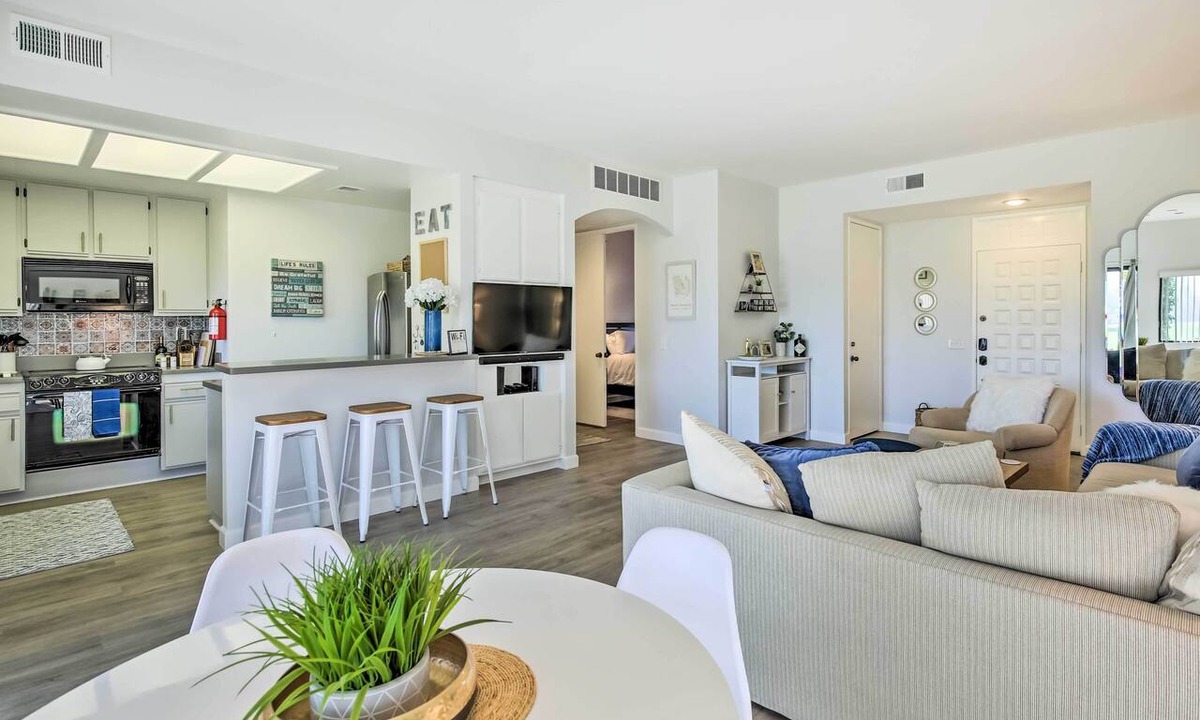 Palm Springs Condo | Modern Golf Course Retreat in Cathedral City!