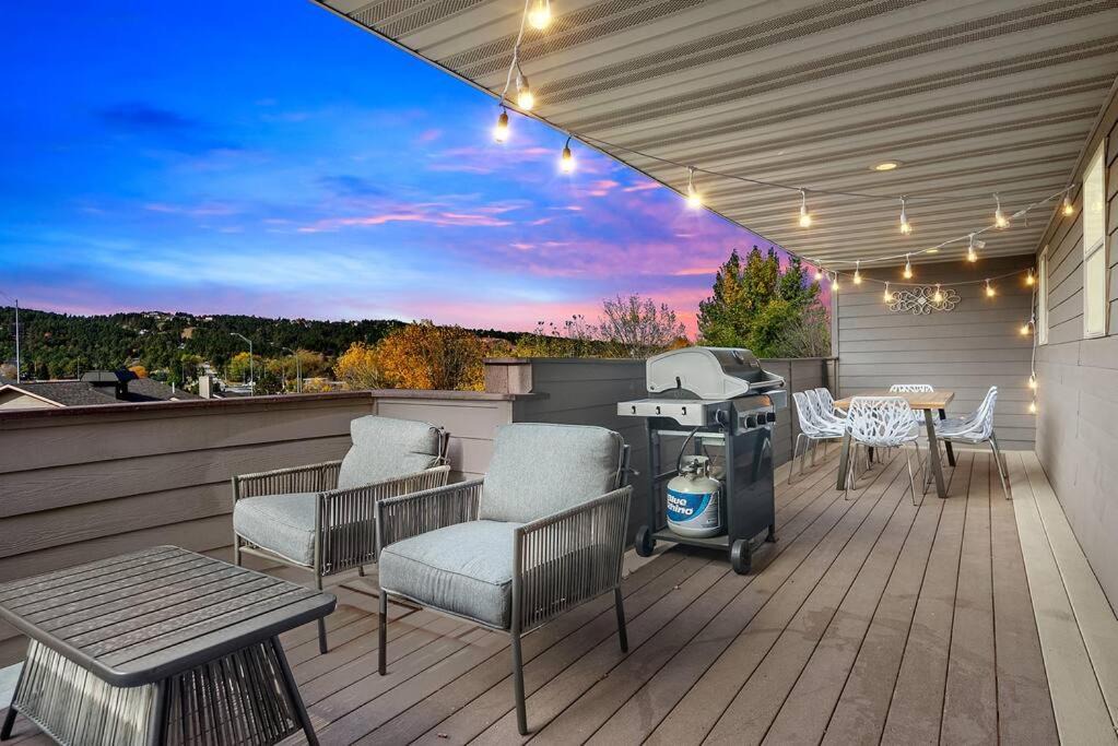 Rapid City House | Modern Home-Garage-Scenic Patio