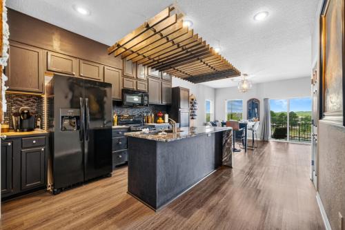 Mid America Apartment | Modern Lakefront Elegance Brooklynns Bay