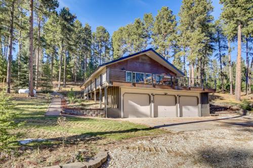 Lead House | Modern Lead Cabin w/Private Hot Tub & Fireplace!