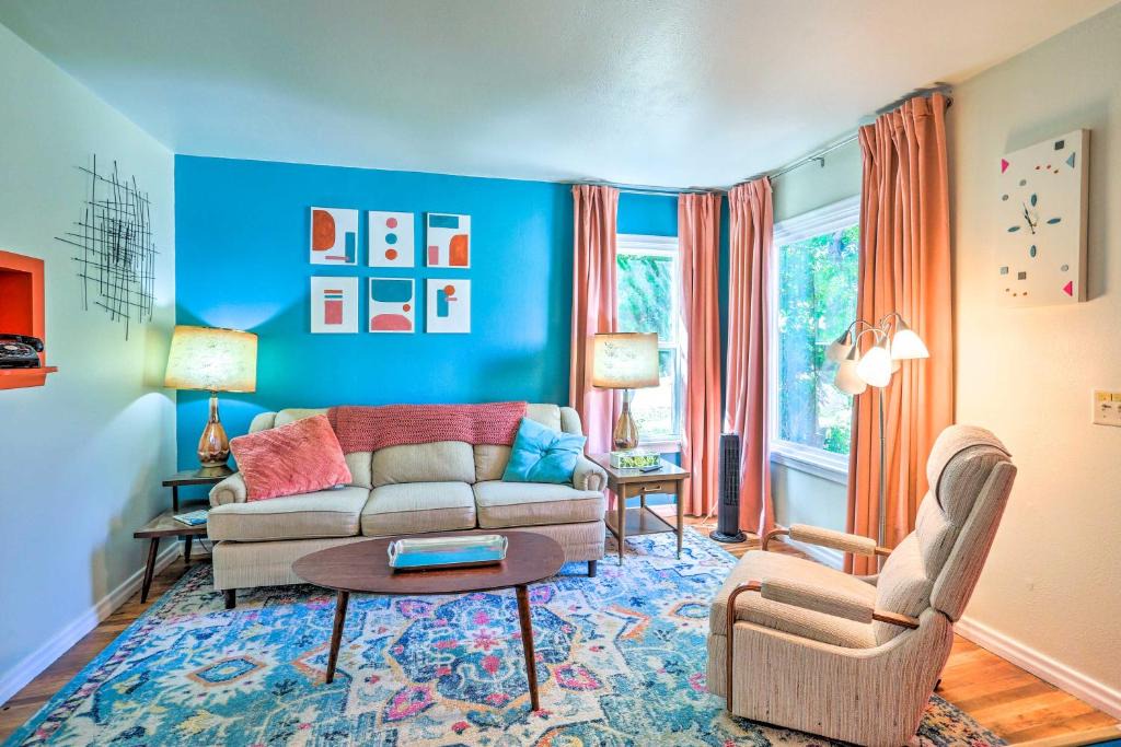 Rapid City House | Modern Rapid City Rally Weekend Duplex w/Parking
