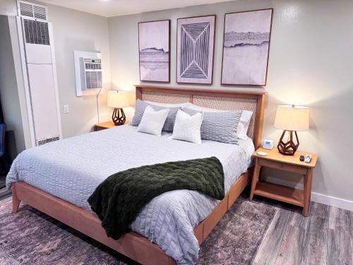 North Park City Apartment | Modern Studio 65 TV, King Bed, Hot Tub