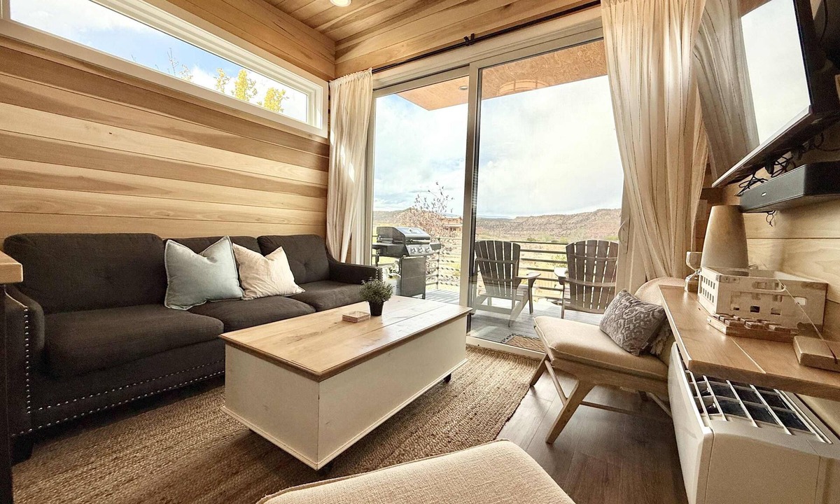 Escalante House | Modern Tiny Home Near Escalante Monument View