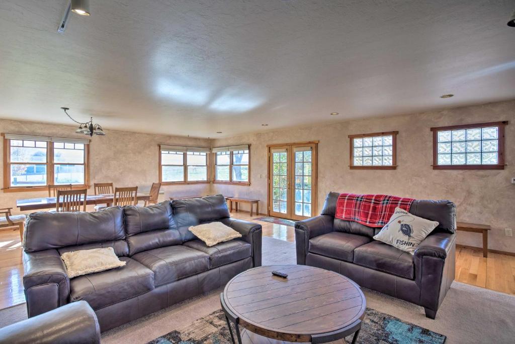 Vernal House | Montrose Family Home w/Yard & Fruit Trees!