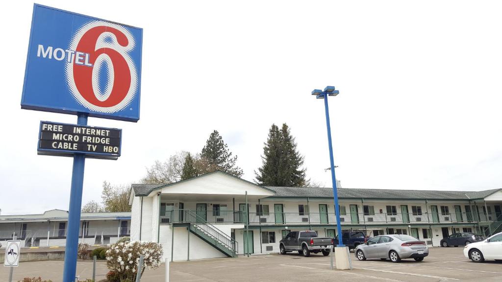 Albany Hotel | Motel 6 Albany, OR