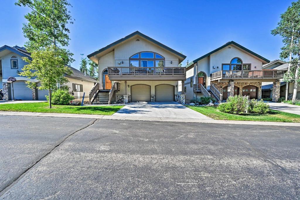 Steamboat Springs House | Mountain Home with Decks, Walk to Gondola