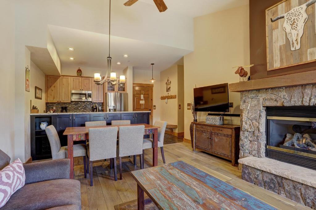 Breckenridge Apartment | Mountain Thunder M1406