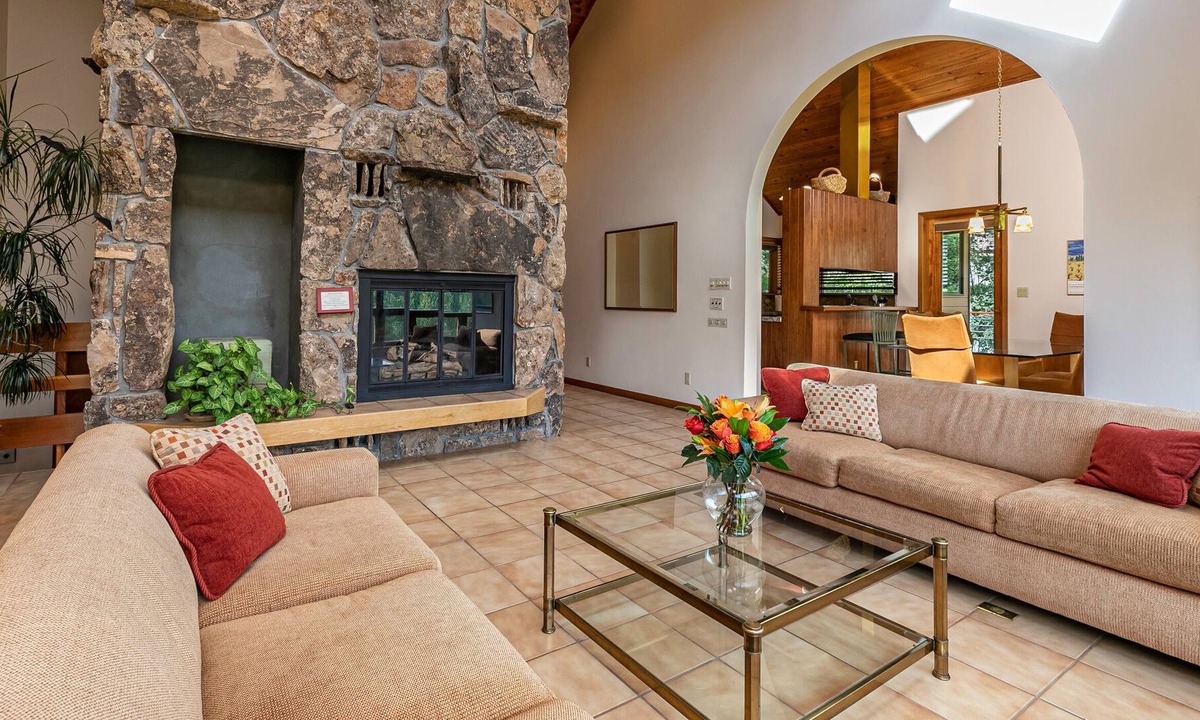 Mountain Valley House | Mountain Valley Serenity (STR.0100.2022)