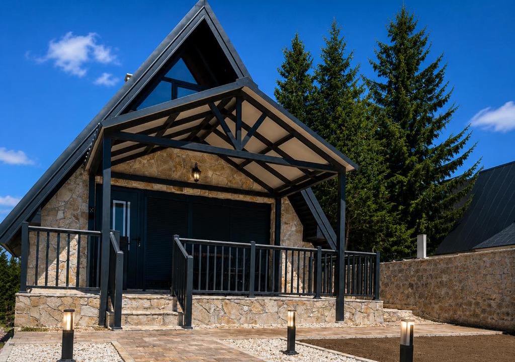 Zabljak House | Mountain Whisper