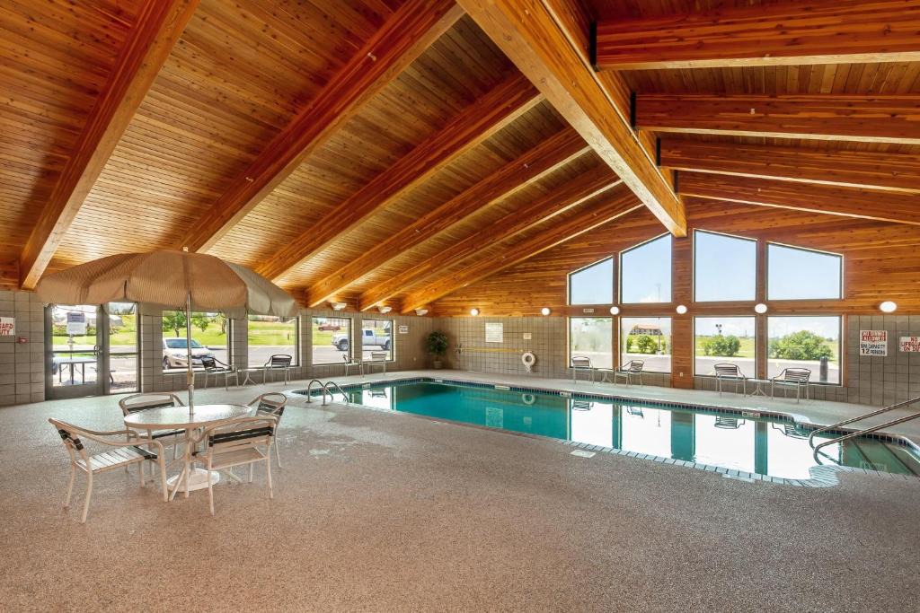 Bozeman Hotel | MountainView Lodge and Suites