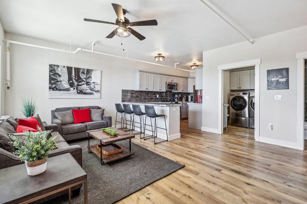 Virginia City Apartment | Mtn-View Apt w/Deck in Historic Virginia City