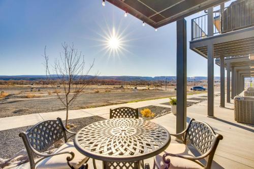 Grand Junction House | Mtn-View Balcony: Riverside Grand Junction Home!