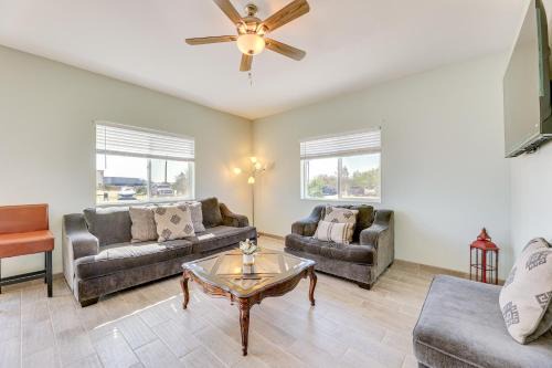 Casa Grande House | Mtn Views: Spacious Family Home in Casa Grande!