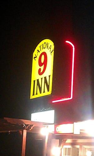 Tonopah Hotel | National 9 Inn