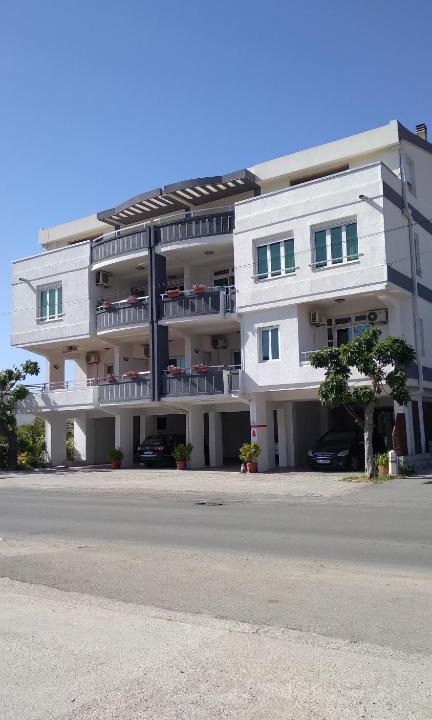 Ulcinj House | Nazzi