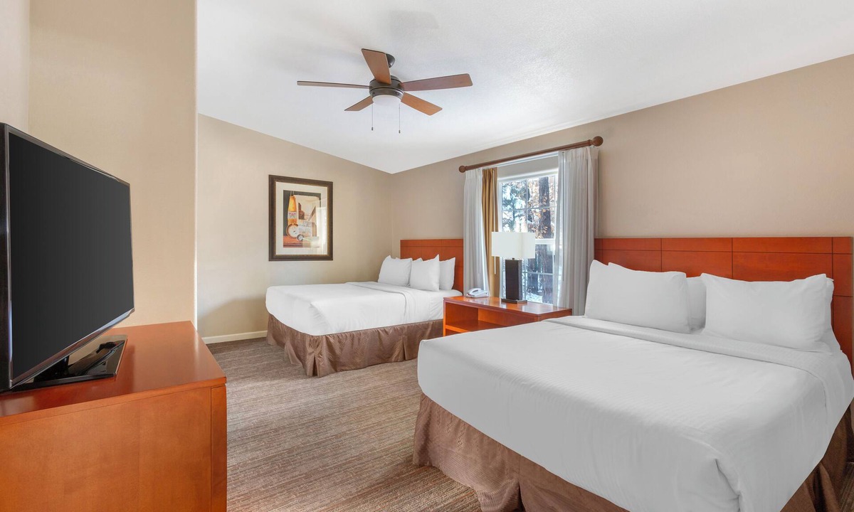 Pinetop Apartment | Near Blue Ridge Cave Trail! 3 Spacious Units: Hike, Golf, Kayak & Free Parking