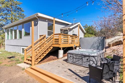 Indian Hills House | Near Red Rocks with Hot Tub, Fire Pit and Views