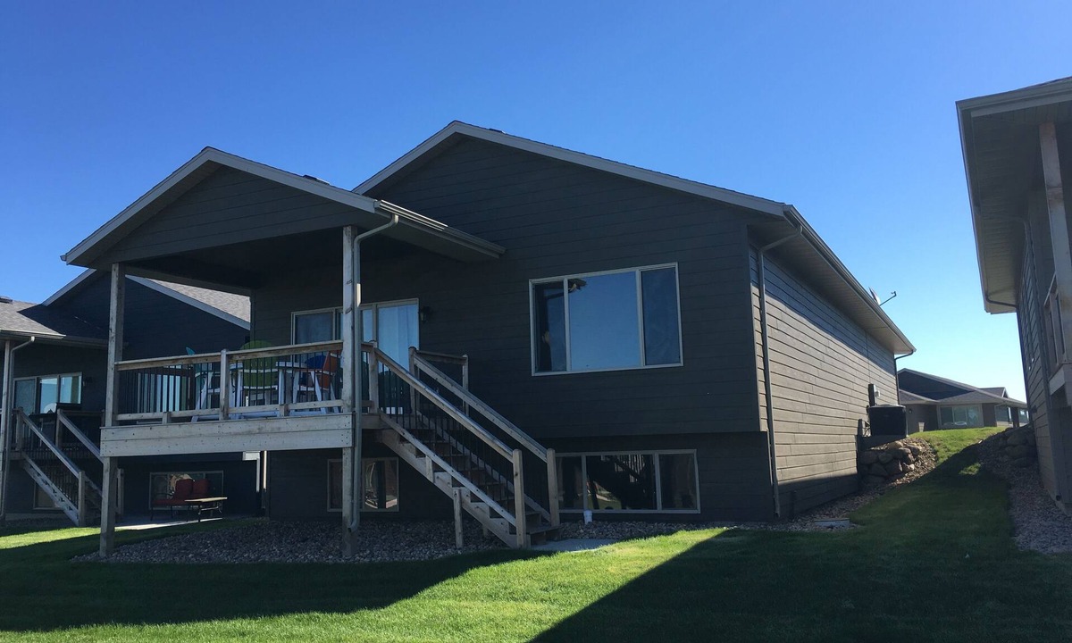 Spirit Lake Cabin | NEW 4 BEDROOM CABIN BRIDGES BAY RESORT 6 FREE INDOOR WATERPARK PASSES