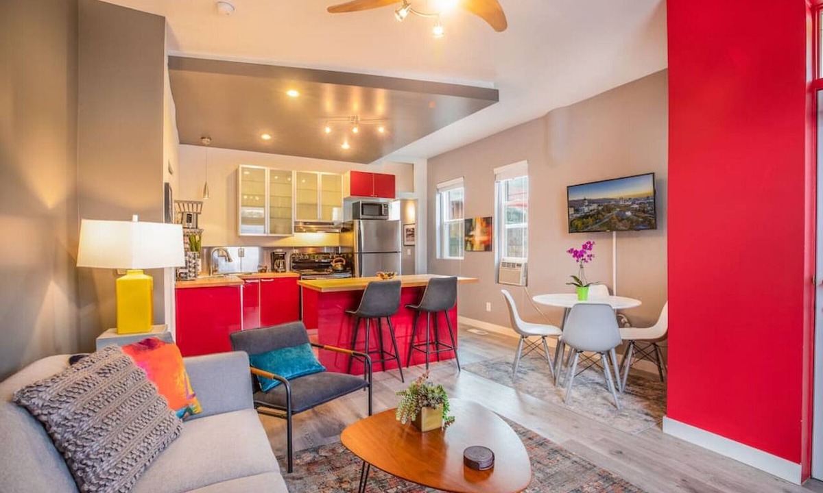 Central City Apartment | New Contemporary, Historical Unit from 5 Star Host