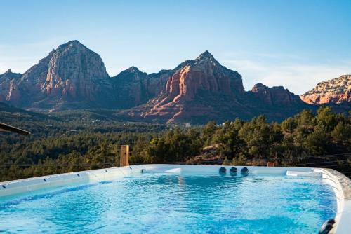 Uptown Sedona House | NEW Sedona Uptown Dream 4BR Wow! Views! Pool and Spa