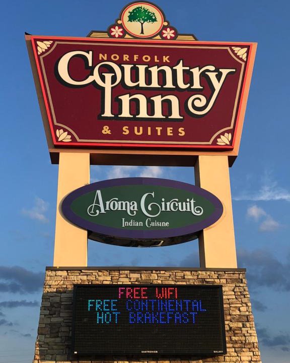 Norfolk Hotel | Norfolk Country Inn and Suites