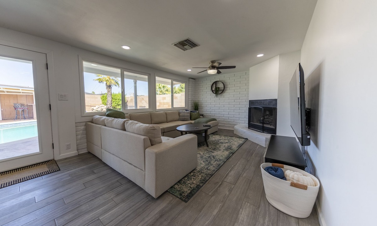 Hy-view House | Oasis in AZ - Scottsdale