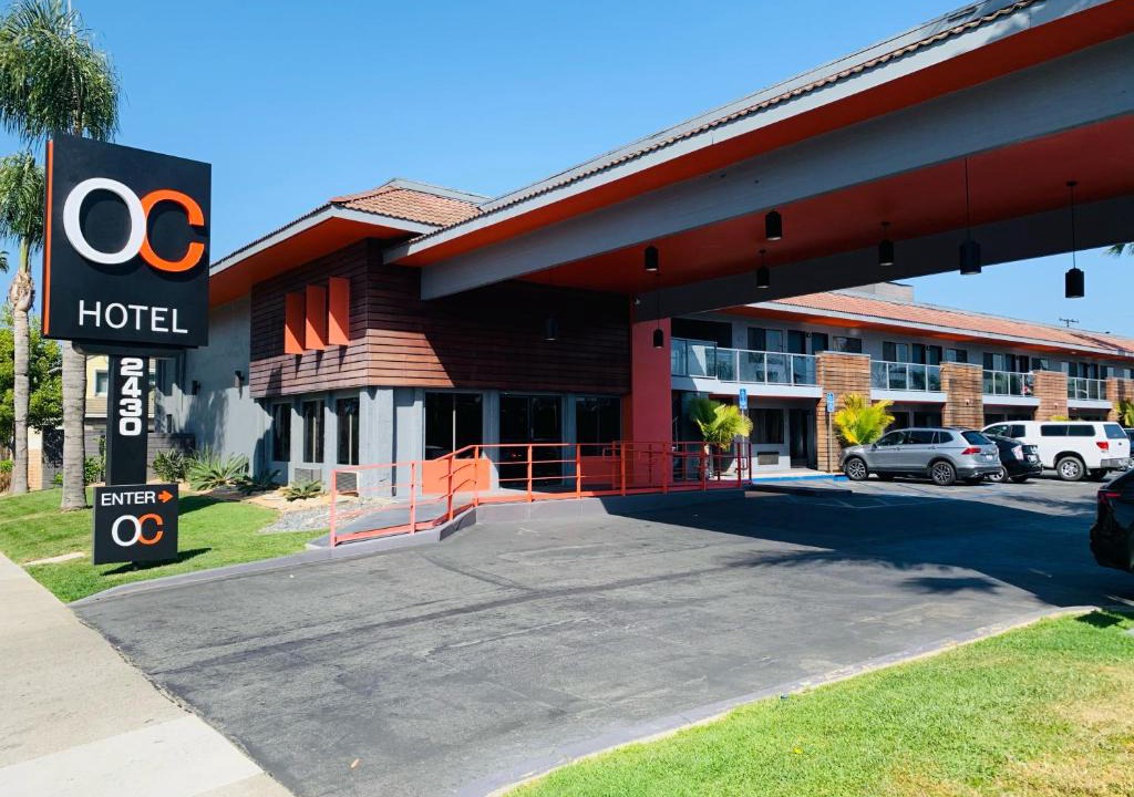 East Side Costa Mesa Hotel | OC Hotel