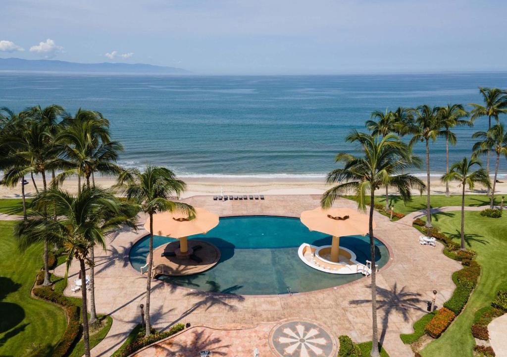 Flamingos Apartment | Ocean Front, With Pool, 6 People, Quinta del Mar PH502