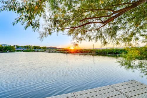 Okee House | Okee Bay House on Lake Wisconsin w/Private Dock!
