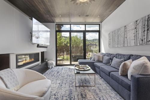 Empire Pass Apartment | One Empire Pass Lodge at Deer Valley Resort - Two Bedroom Residence #105