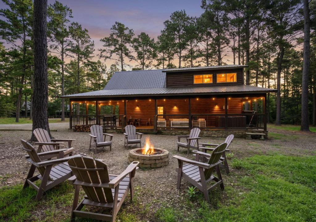 Hochatown House | Over Yonder Inn