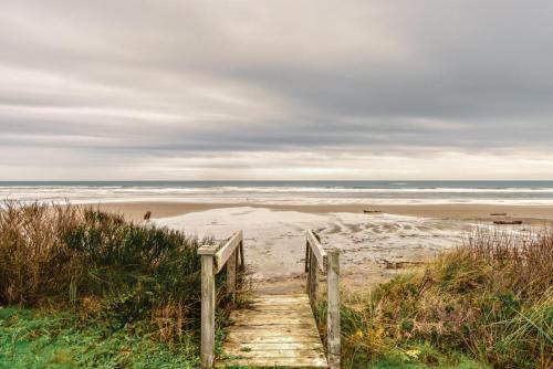 Waldport House | Pacific Rest