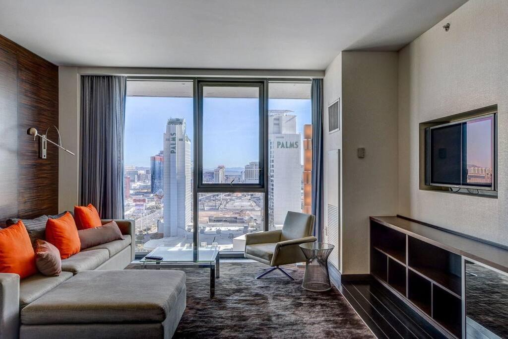 Las Vegas Apartment | Palms Place Luxury Studio STRIP VIEW NO RESORT FEE