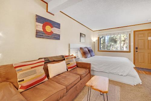 Breckenridge Apartment | Park Meadows 3D by Ski Country Resorts