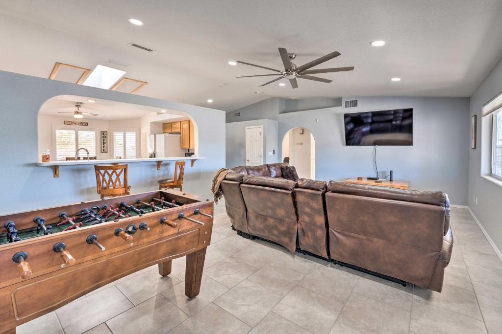 Lake Havasu City House | Patio + Fire Pit: Central Home in Lake Havasu City