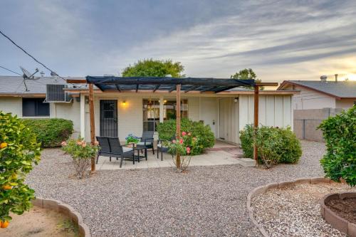 Sun City House | Patio & Yard: Sun City Home Near Casinos