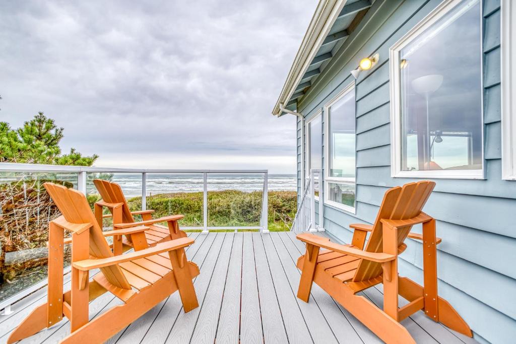 Yachats House | Payn House