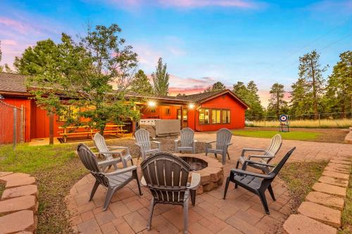 Flagstaff House | Peaks & Pines 5-BR House SpaGame RmViewsTrails