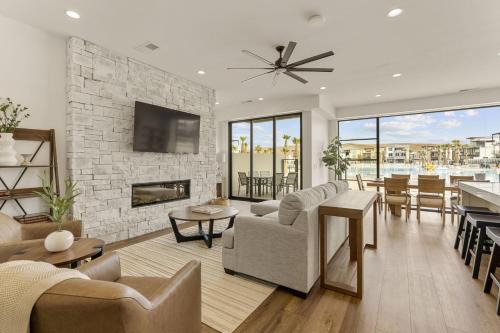 St. George House | Pearl Beach AB home