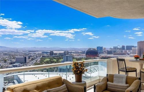 Las Vegas Apartment | Penthouse with spectacular views